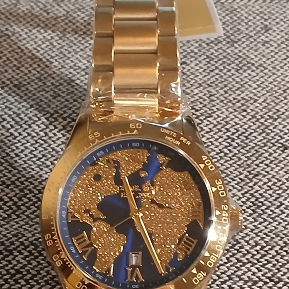 Micheal Kors Layton Blue Pave Crystal Dial MK 6243 Womens Watch - Picture 8 of 16